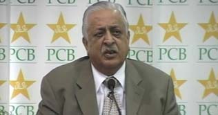 PCB rejects Younus resignation, offer job until 2011